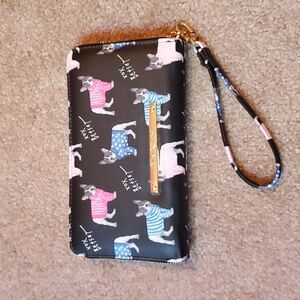 Wristlet wallet